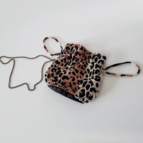 NWT Stradivarius black, off-white, caramel tan beaded bucket bag w/ chain strap - Picture 4 of 6